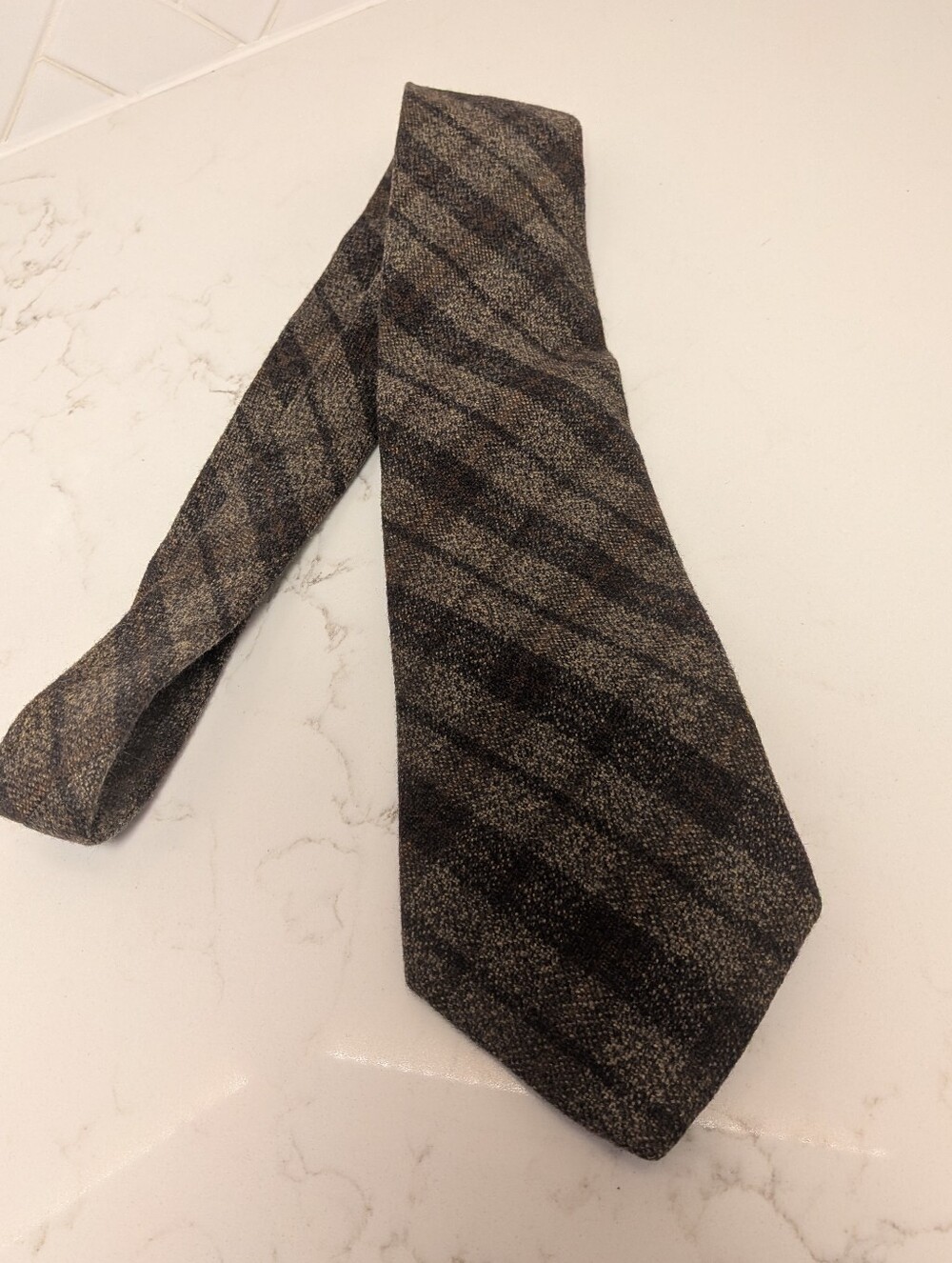 Men's Vintage Classic Hugo Boss Cashmere Neck Tie academia collegiate ivy league